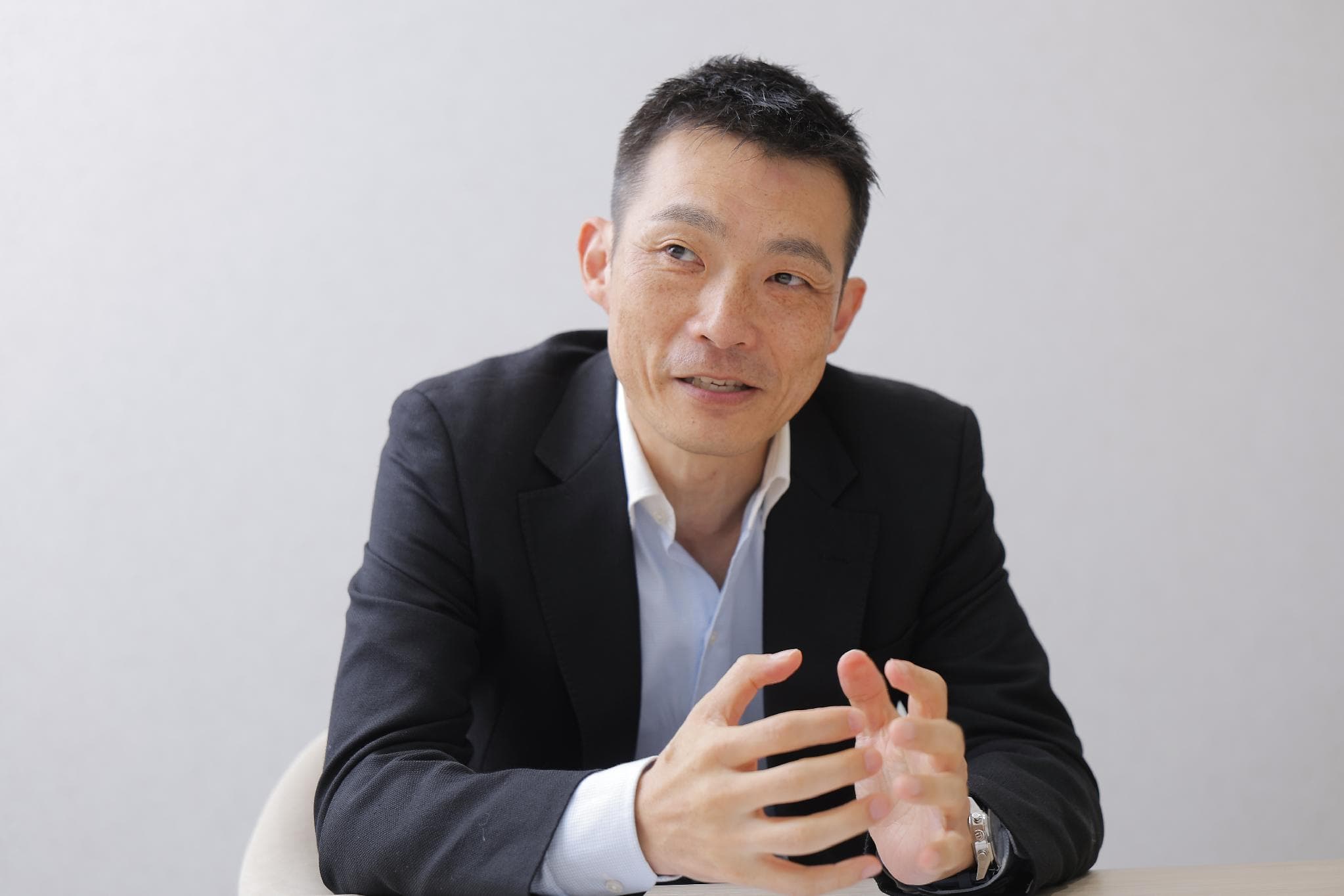 インタビューの様子