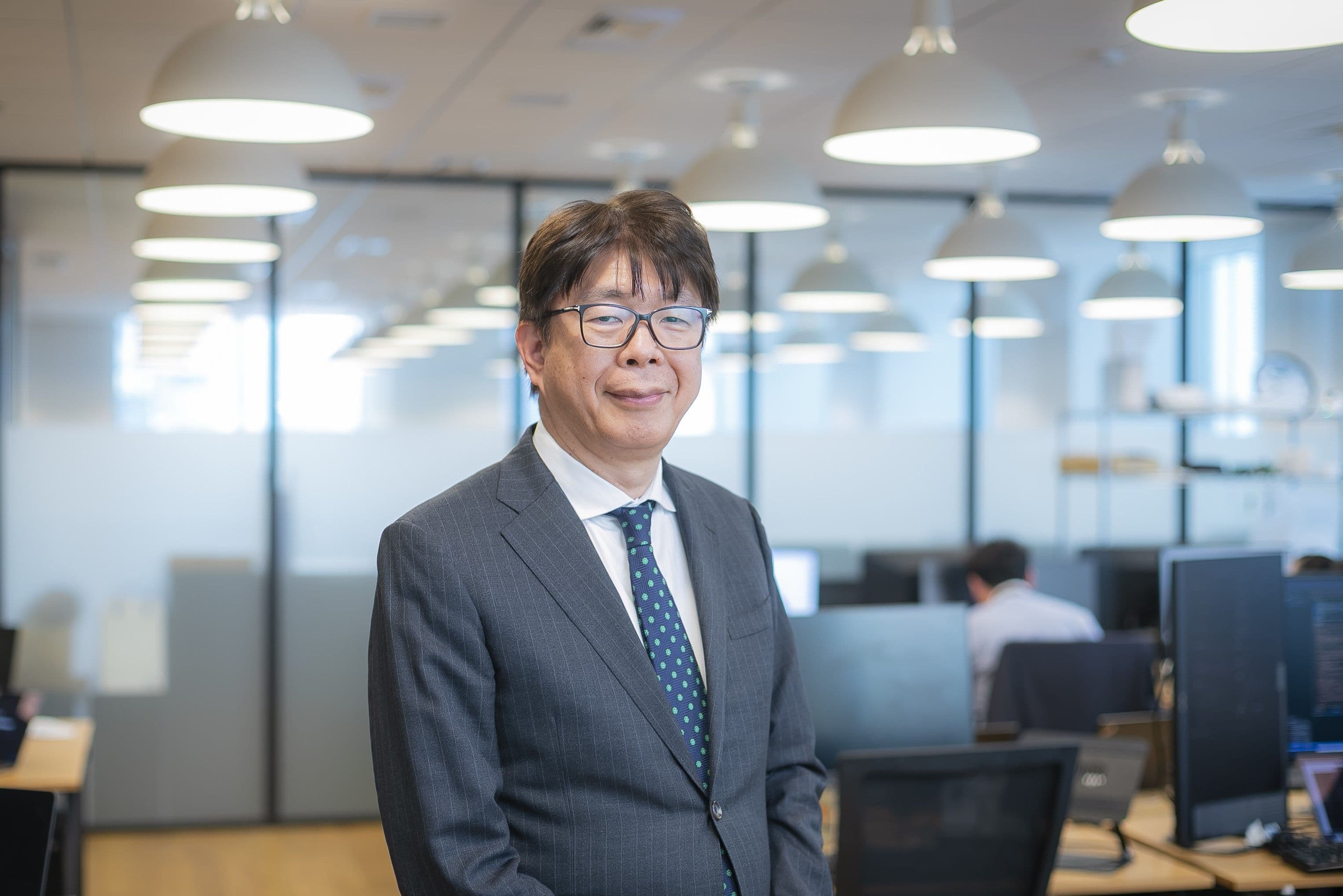 01-文中2 【執行役員 桑原茂雄】直感を信じてまっすぐ信念の元に変革を推進する